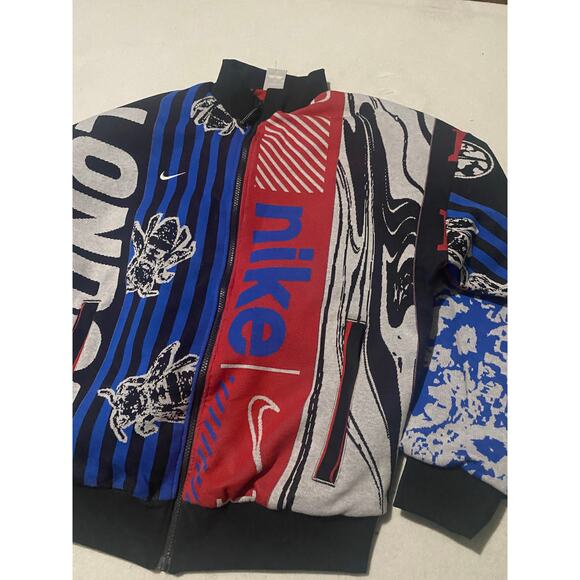 Nike Therma-Fit Culture of Football International Scarf Print Jacket Medium - Picture 3 of 7